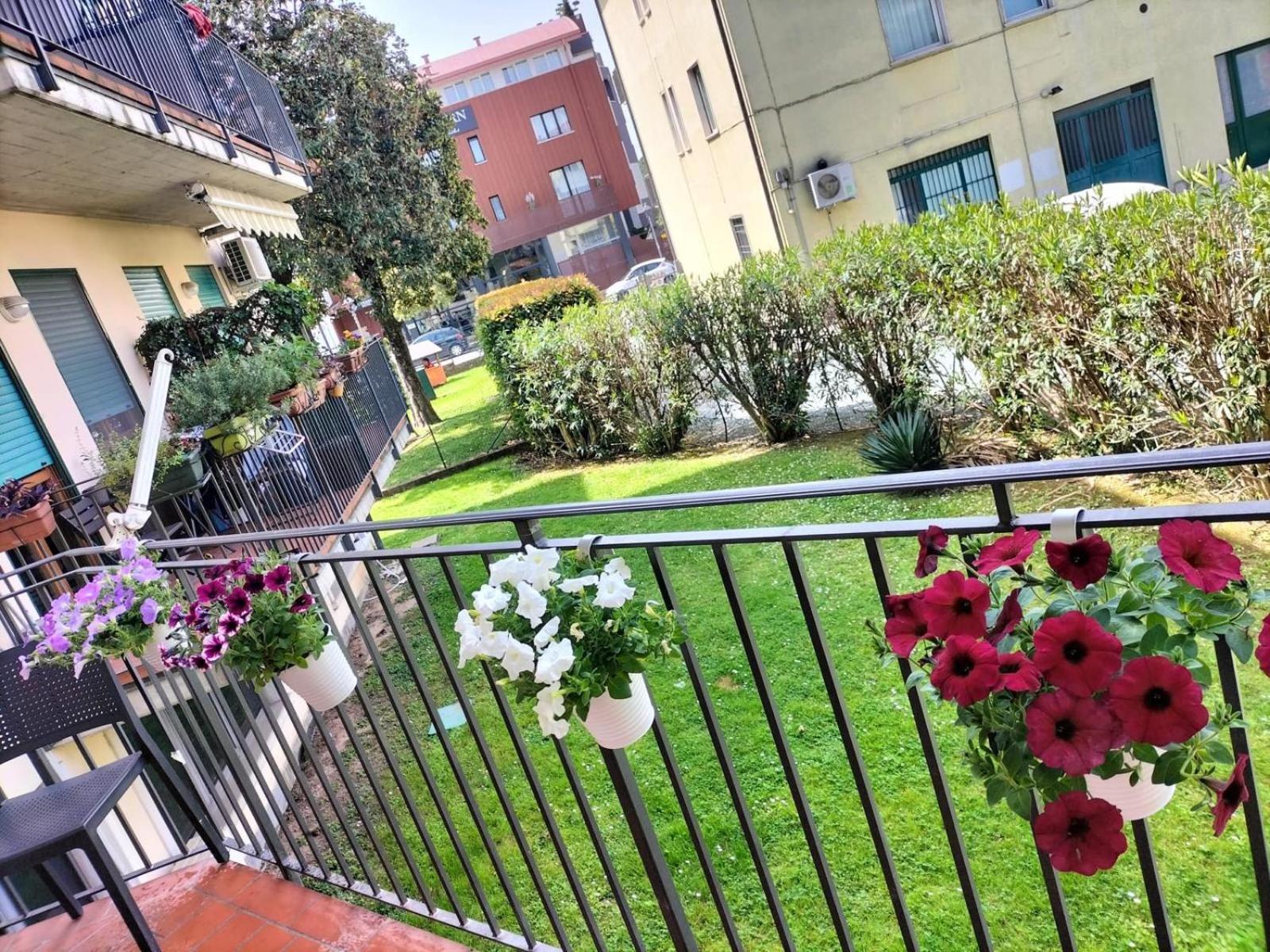 Roka House Apartamento Peschiera del Garda Exterior foto